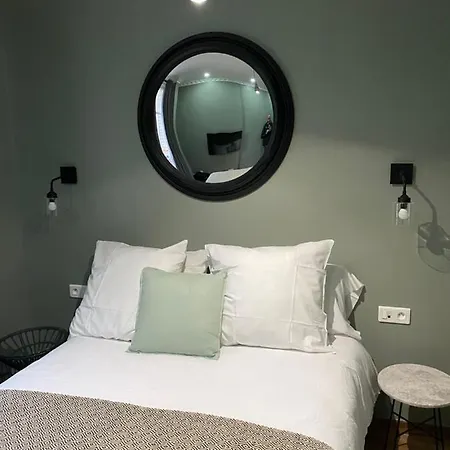 Hotell Le Grand 1er Maisons-Alfort