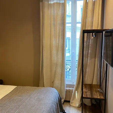 Hotel Le Grand 1er 2*