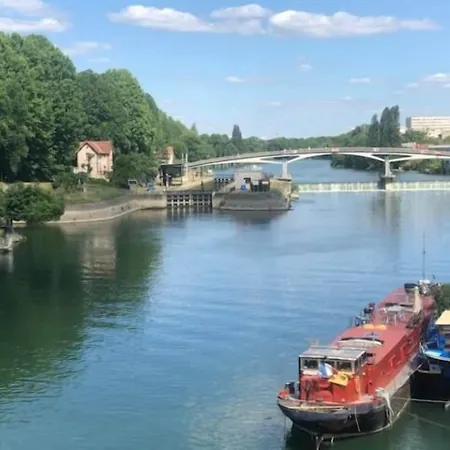 Le Grand 1er Hotel 2*